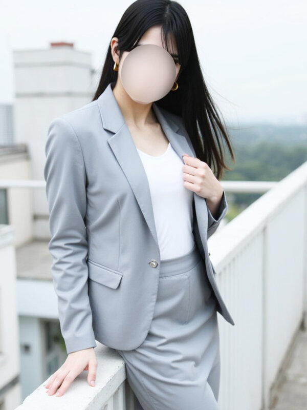 ���R�����